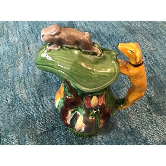 VINTAGE PORTUGUESE MAJOLICA PITCHER / HUNTING PATTERN / CALDAS DA RAINHA 1950's - Picture 7 of 7